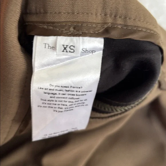 The Frankie Shop
Brown Bea Straight-leg. Size XS L 23" Cropped - Picture 10 of 17